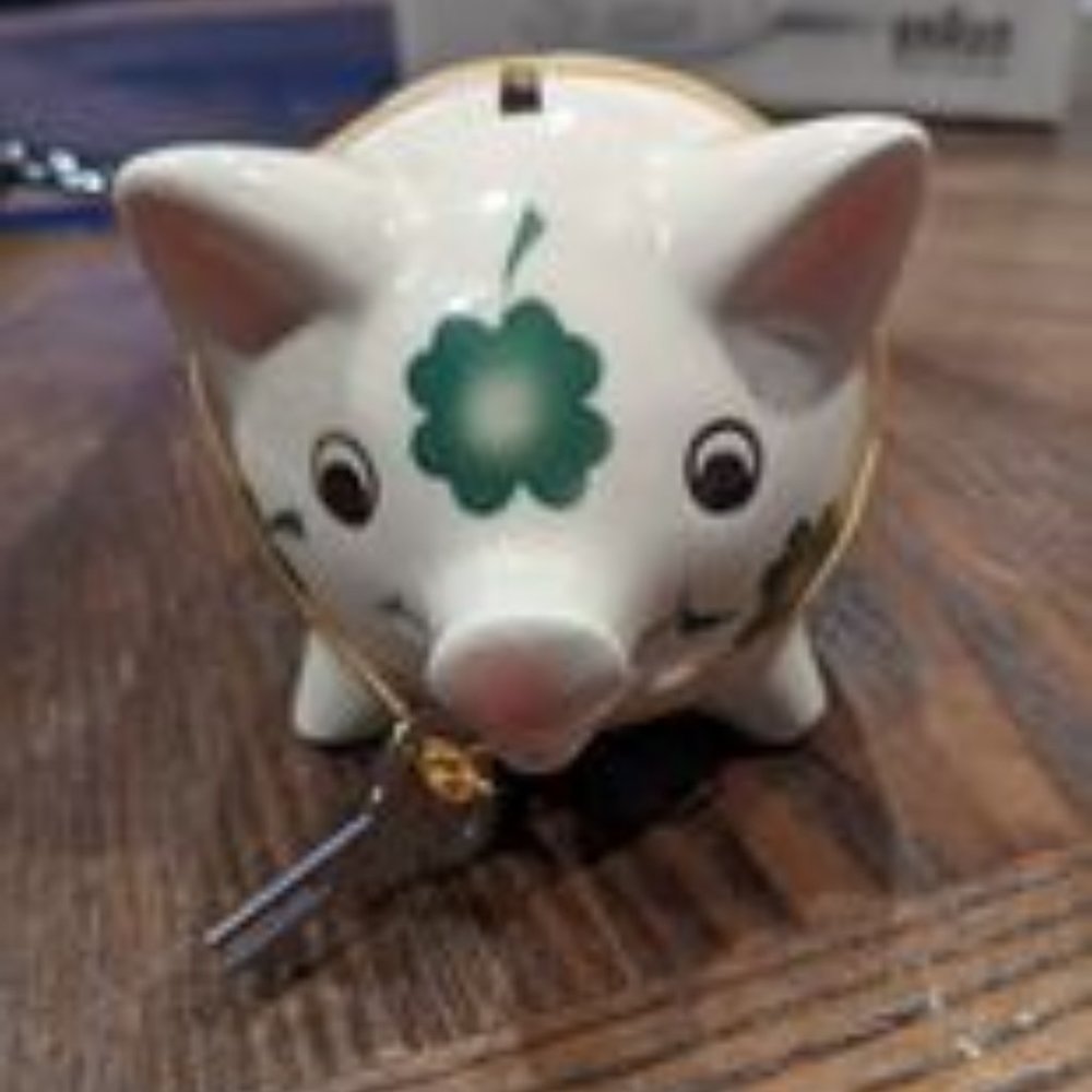 Hummel Shamrock Piggybank with Key
